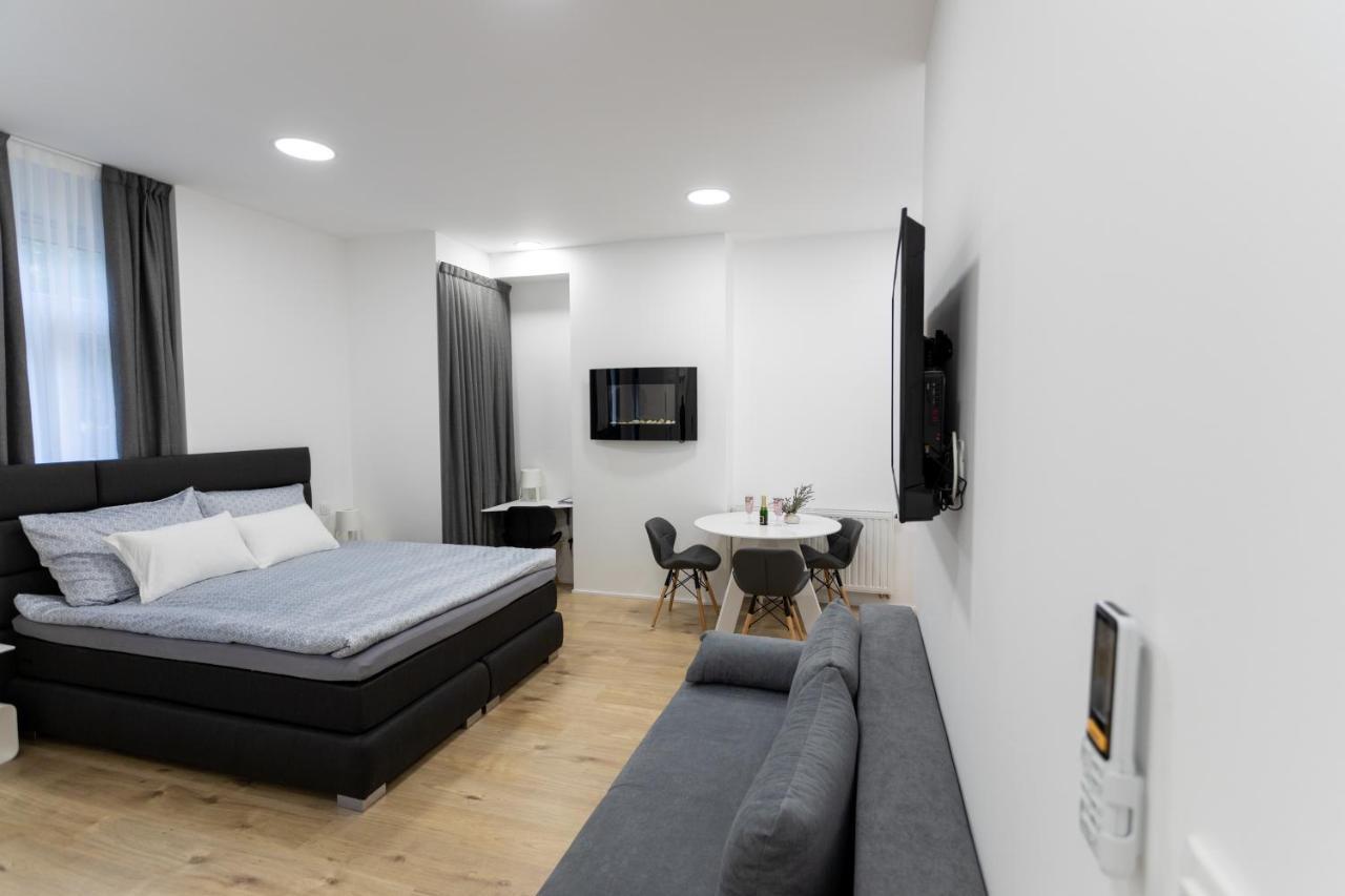 City Center Main Square Apartments Zagreb Exterior photo