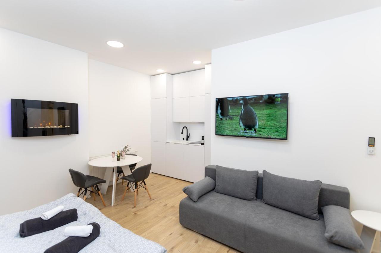 City Center Main Square Apartments Zagreb Exterior photo