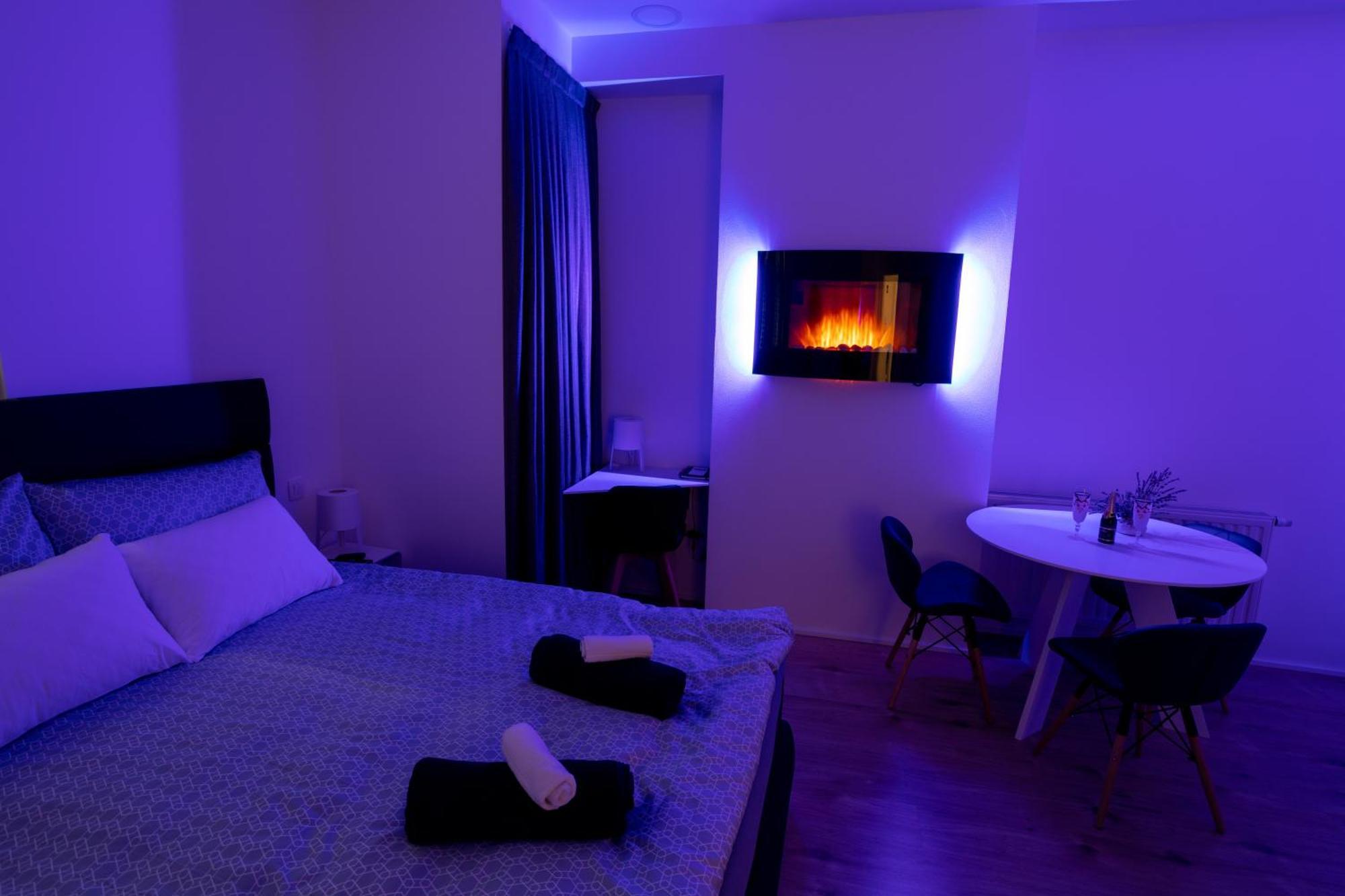 City Center Main Square Apartments Zagreb Room photo