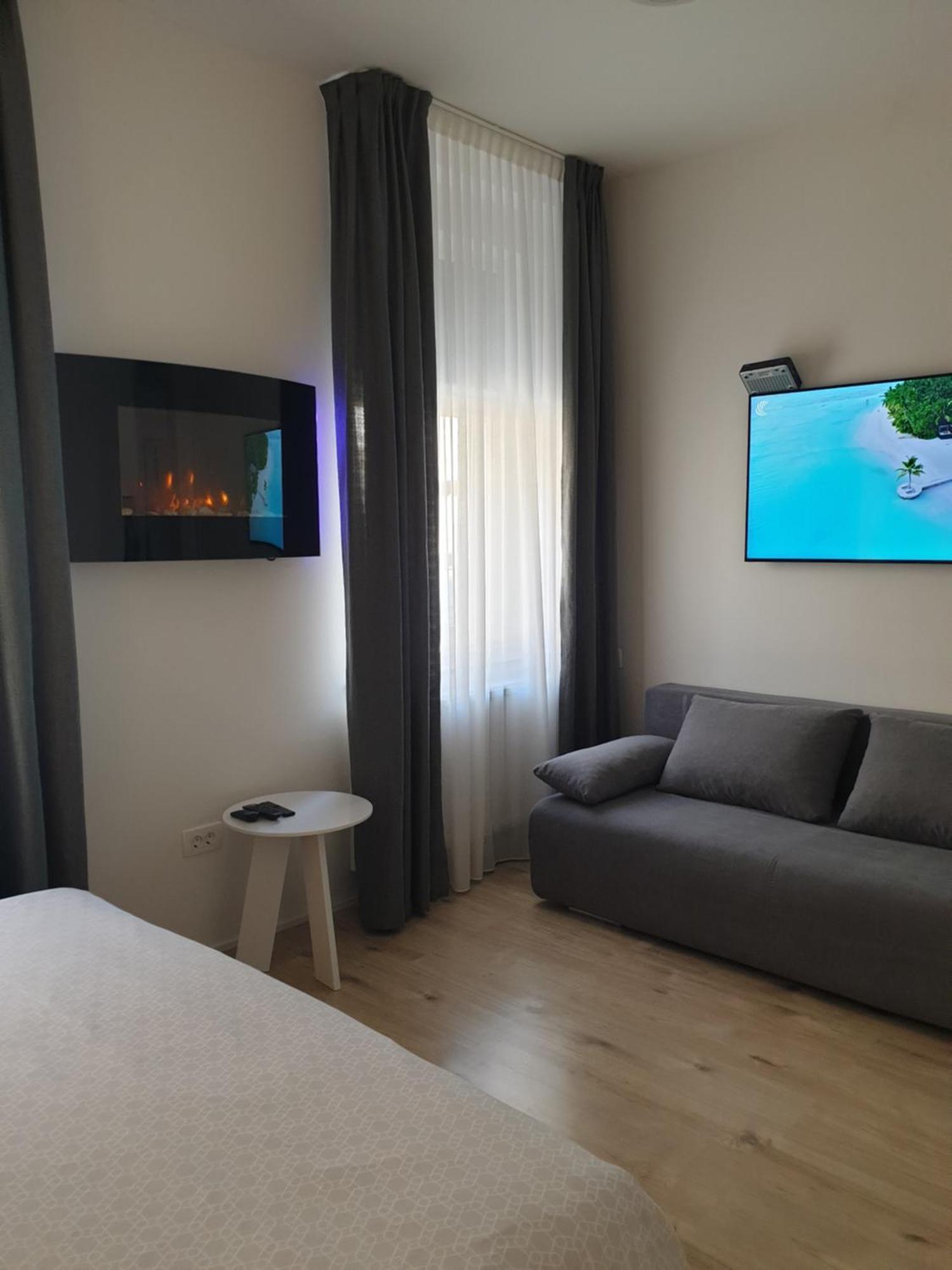 City Center Main Square Apartments Zagreb Exterior photo